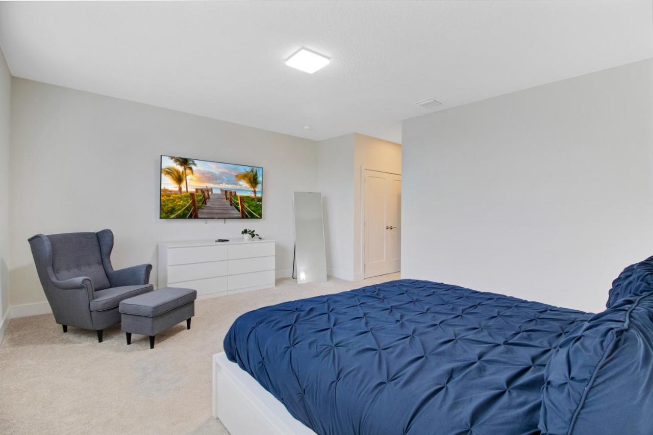 Modern Townhouse Near Disney With Heated Pool Орландо Екстериор снимка