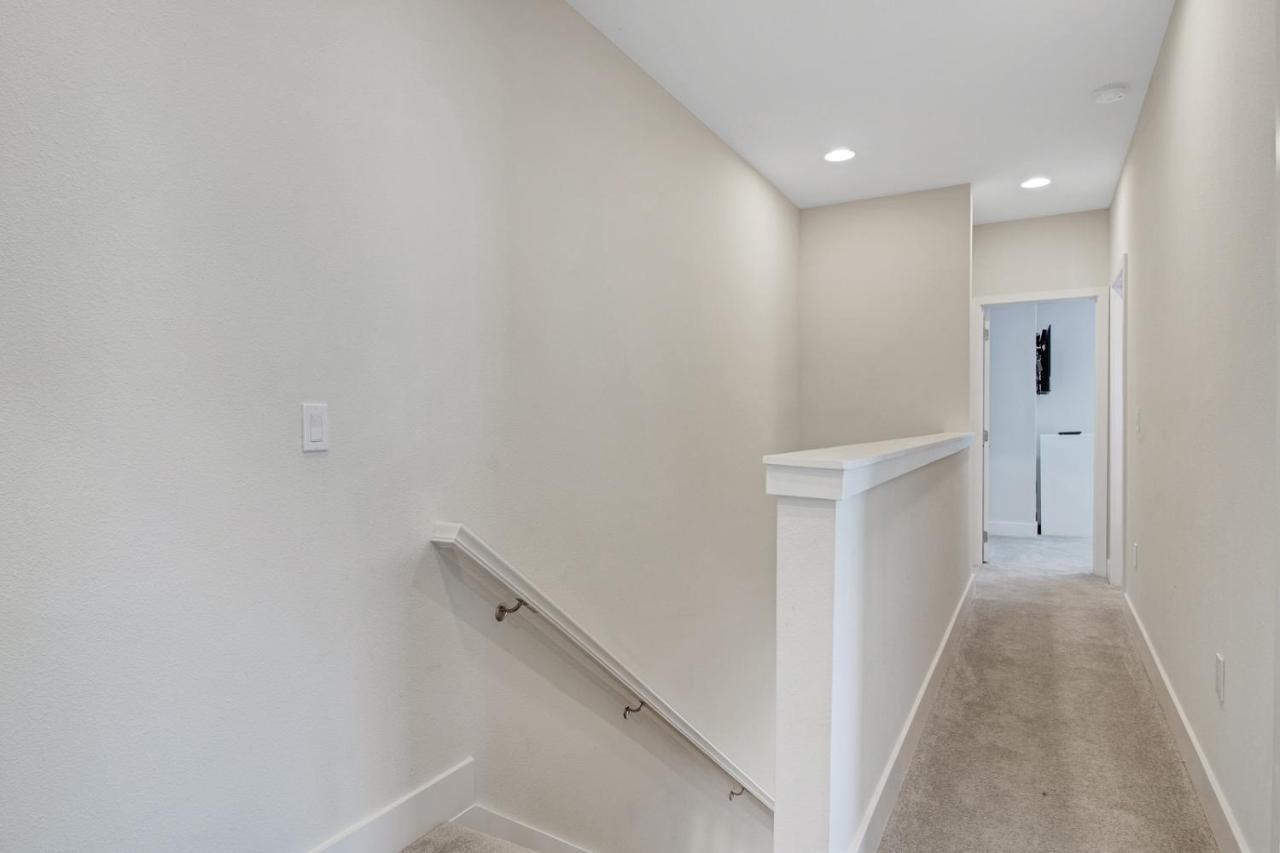Modern Townhouse Near Disney With Heated Pool Орландо Екстериор снимка